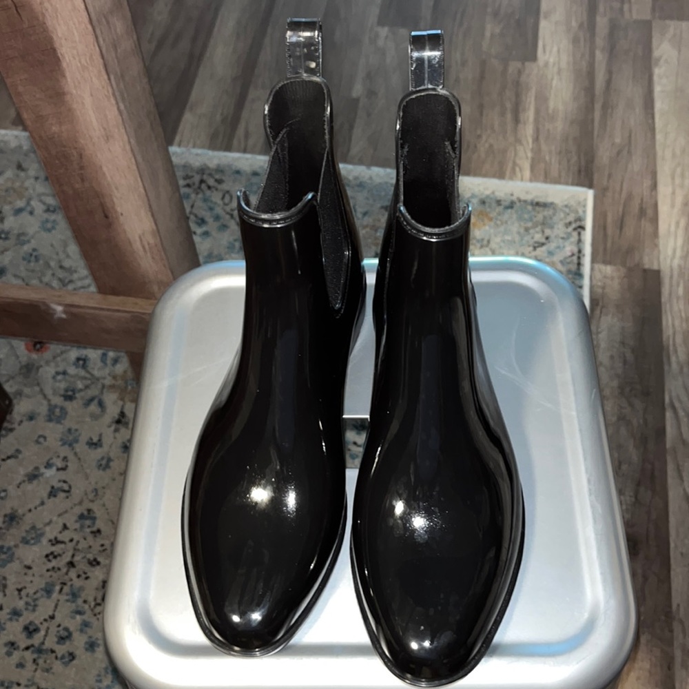 Rainboots